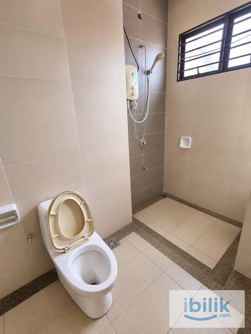 🏠 Master Room With Private Bathroom @ Alam Impian | 🔥 Near AEON Mall Shah Alam 🛒 - Image 4