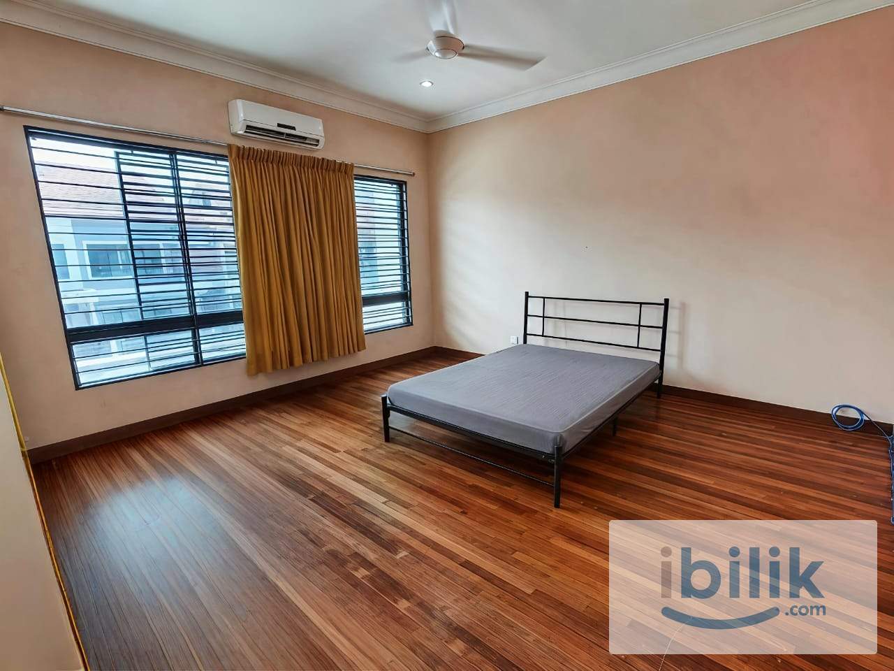 🏠 Master Room With Private Bathroom @ Alam Impian | 🔥 Near AEON Mall Shah Alam 🛒 - Image 1