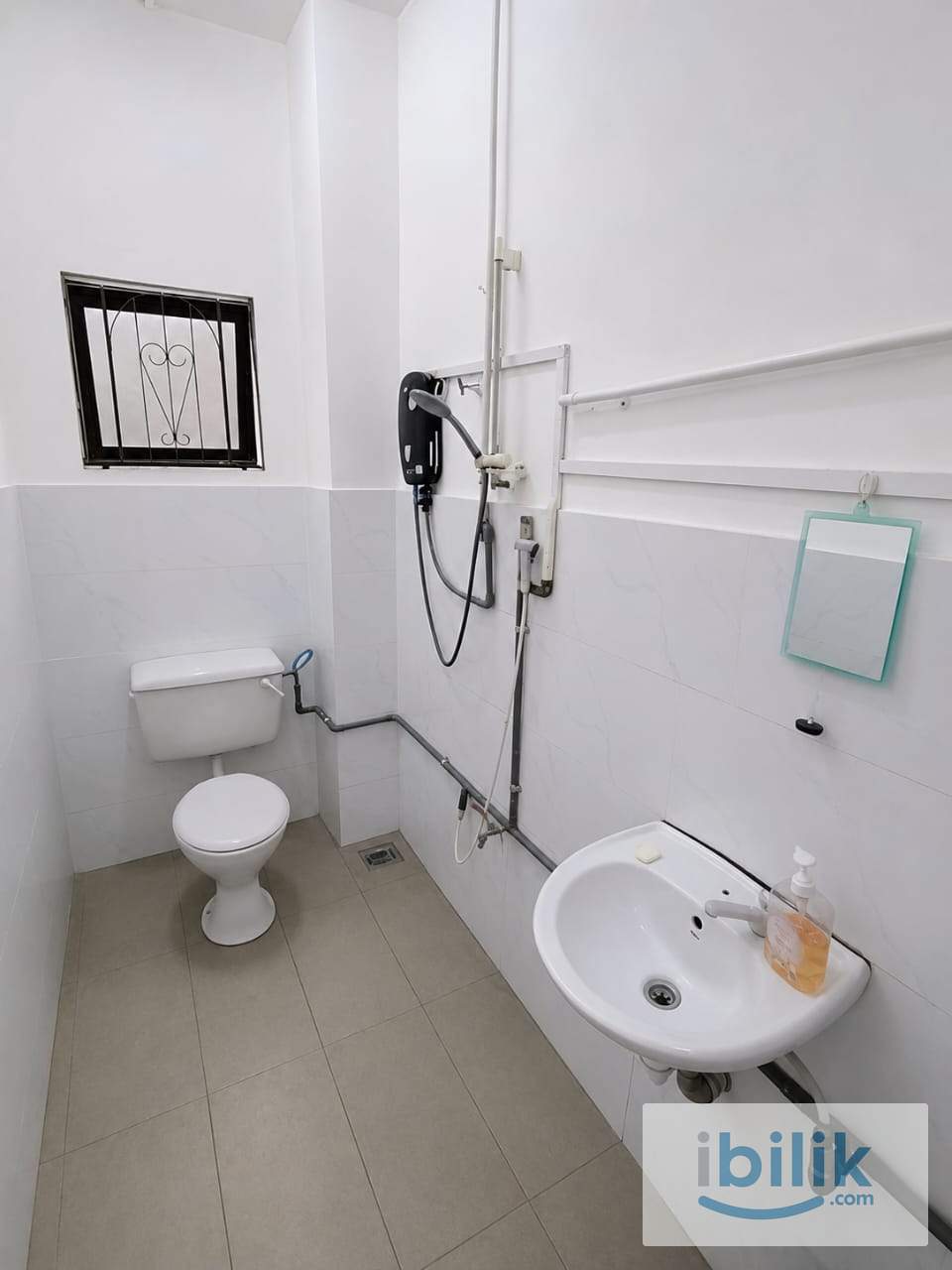 🏠 Spacious Room For Rent @ SS2 PJ | 🚗 5 Mins To The Starling Mall & Damansara Uptown 🔥 - Image 3