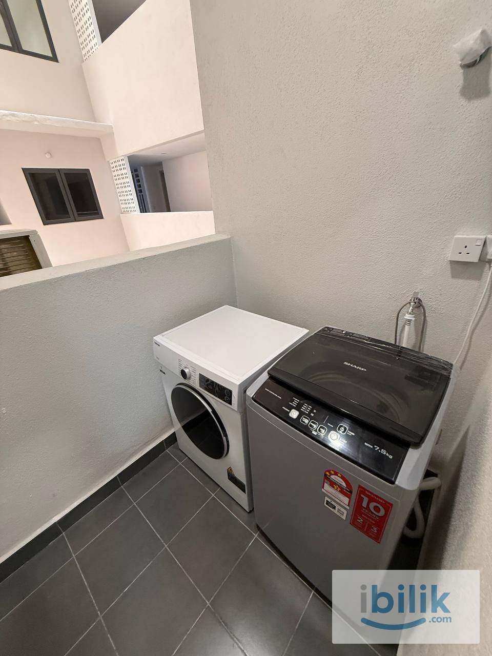 MIDDLE ROOM FOR RENT] Nexus Taman Pertama | Fully Furnished | Near MRT - Image 4