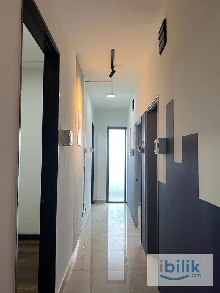 Balcony room for rent at Symphony Tower Balakong, C180 Amerin mall, Cheras Trader - Image 3