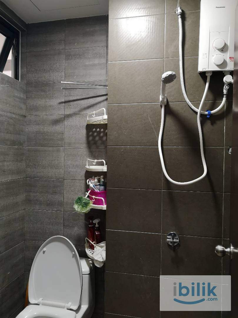 Balcony room for rent at Symphony Tower Balakong, C180 Amerin mall, Cheras Trader - Image 2