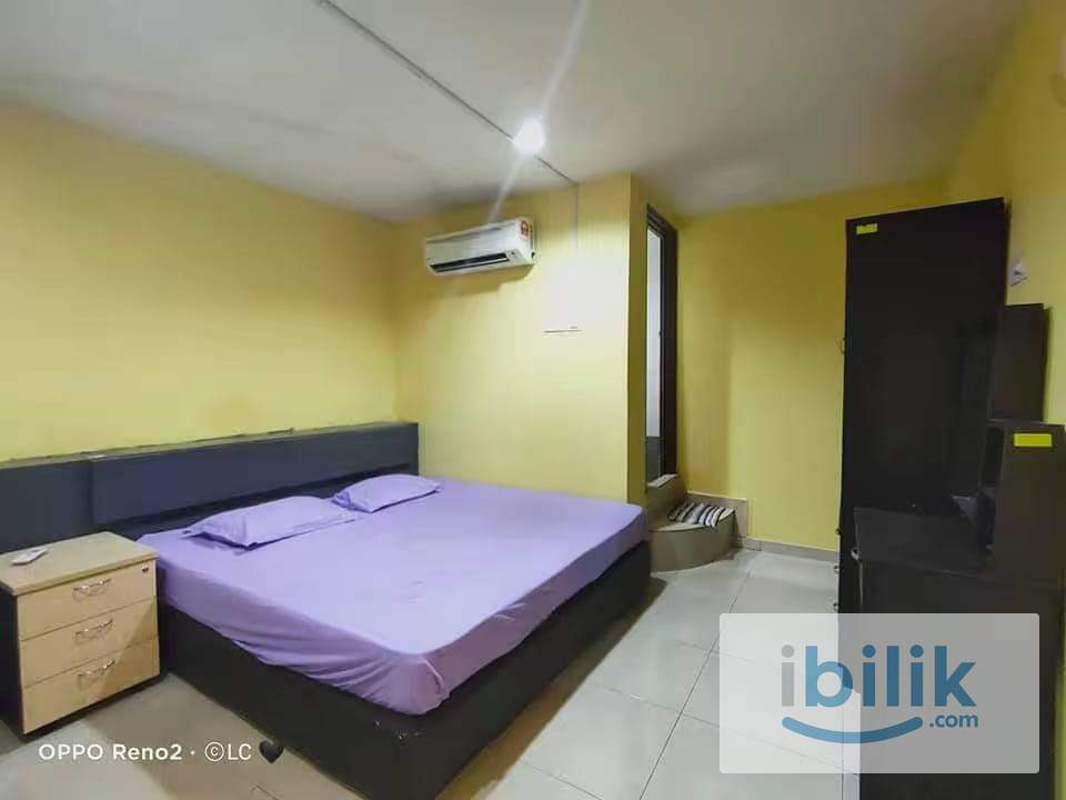 MEDIUM ROOM SHARE BATH ROOM WITH A/C - Image 1
