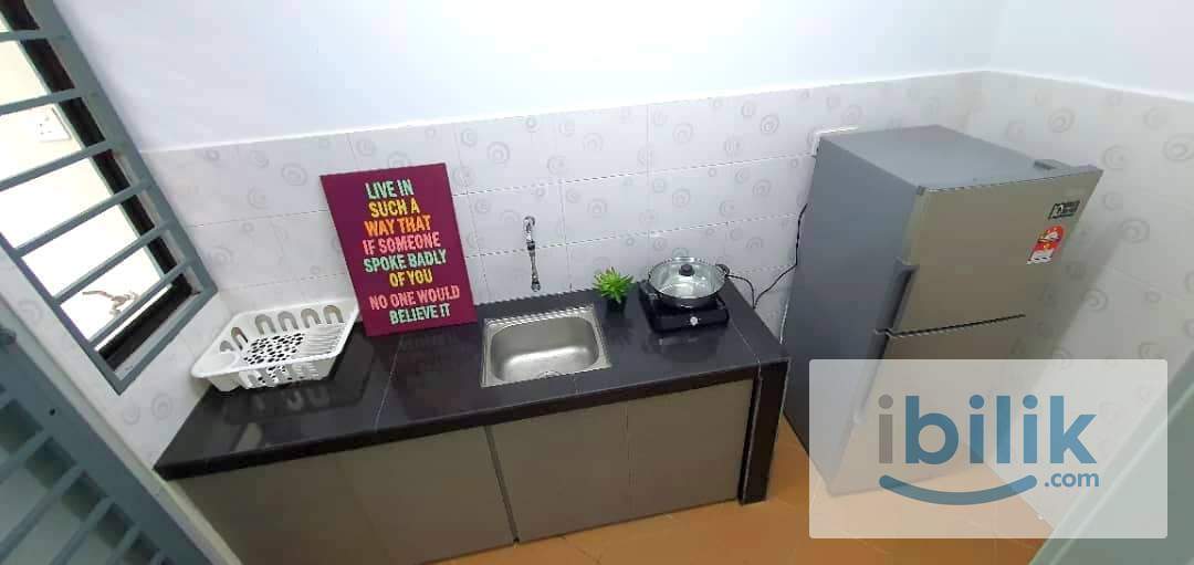 Master Room with Private Toilet and Balcony for Rent at Kayu Ara  - Image 2