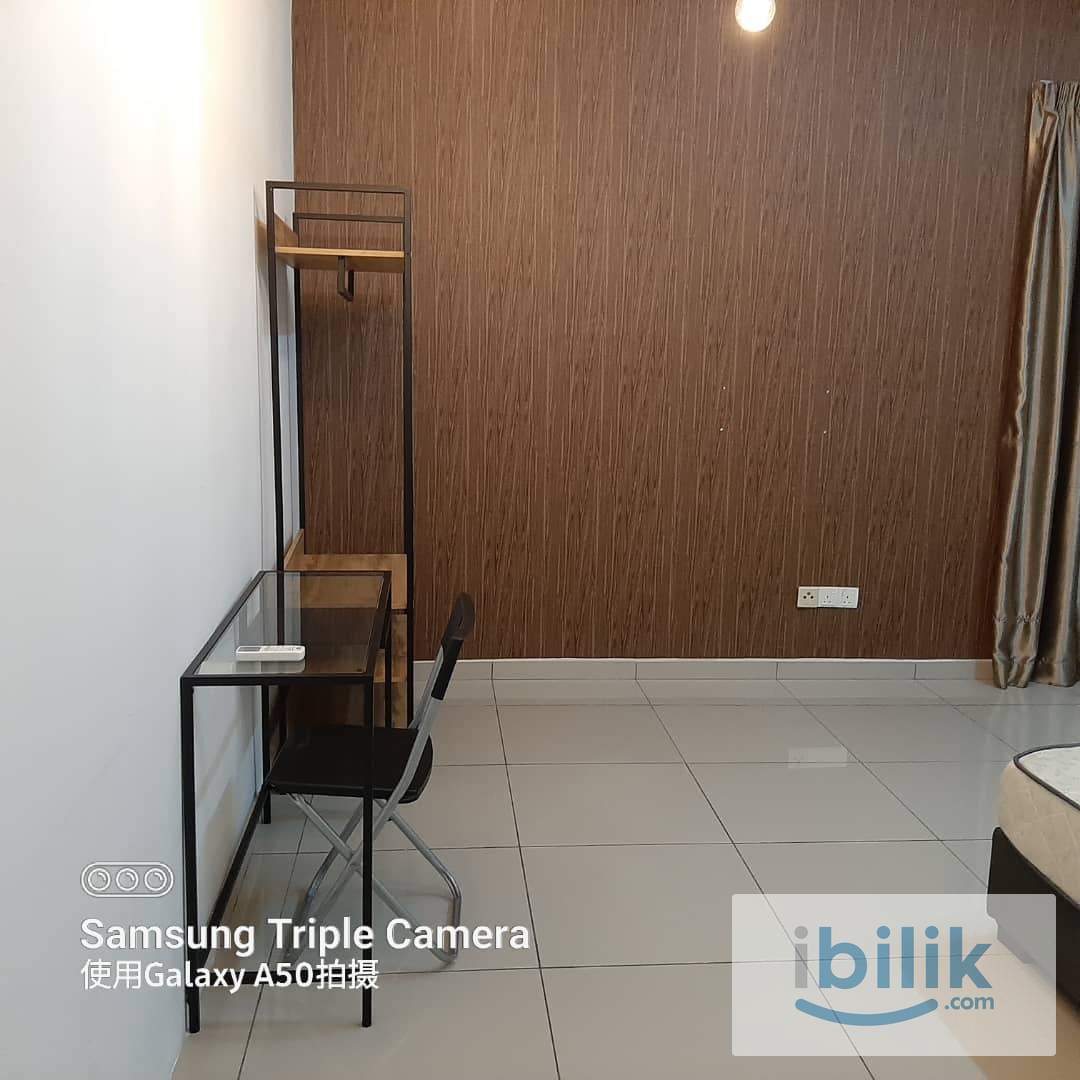 Middle Room with Balcony for Rent at Springville Residence Seri Kembangan - Image 3