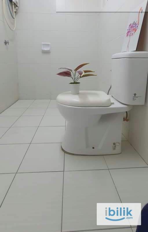 Middle Room for rent at Springville Residence Seri Kembangan - Image 3