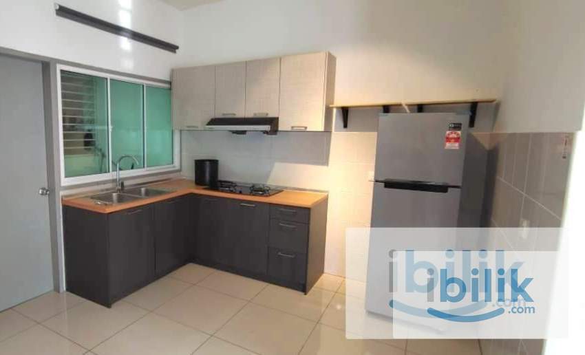 Middle Room for rent at Springville Residence Seri Kembangan - Image 2