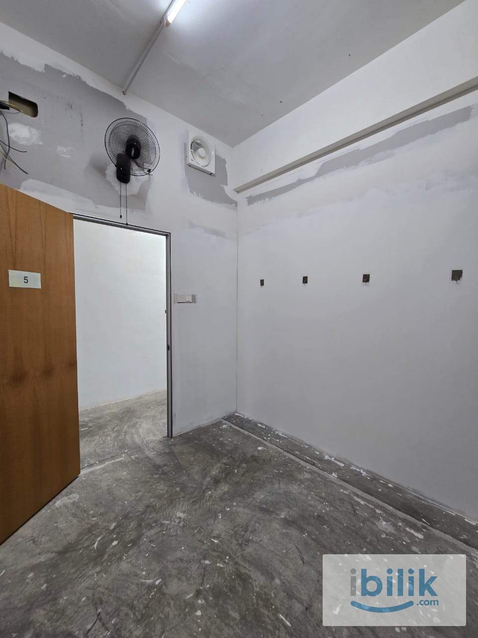 Room for Rent at Taman Equine Seri Kembangan - Image 3