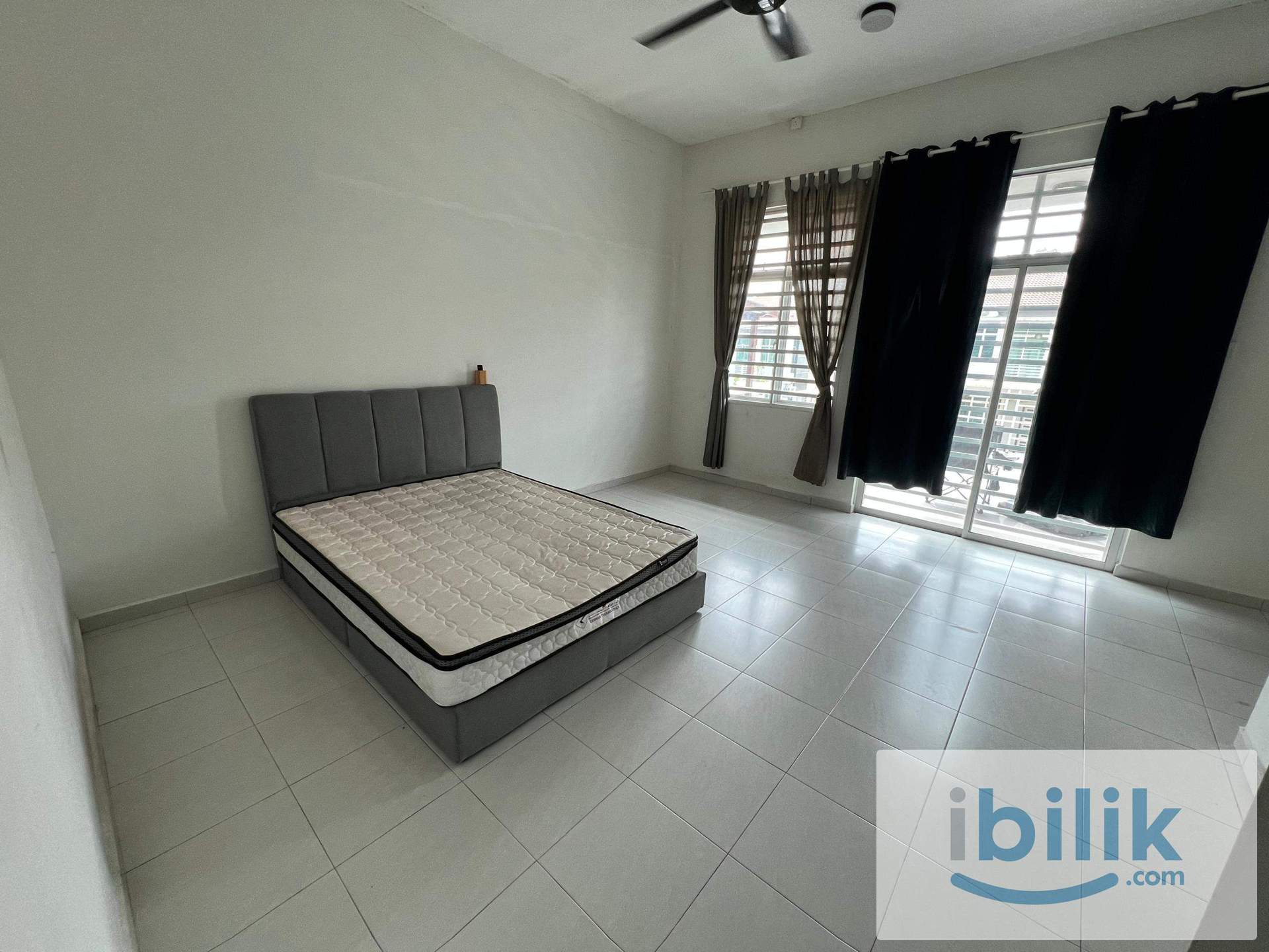 Master Bedroom (Non-sharing) - Image 1