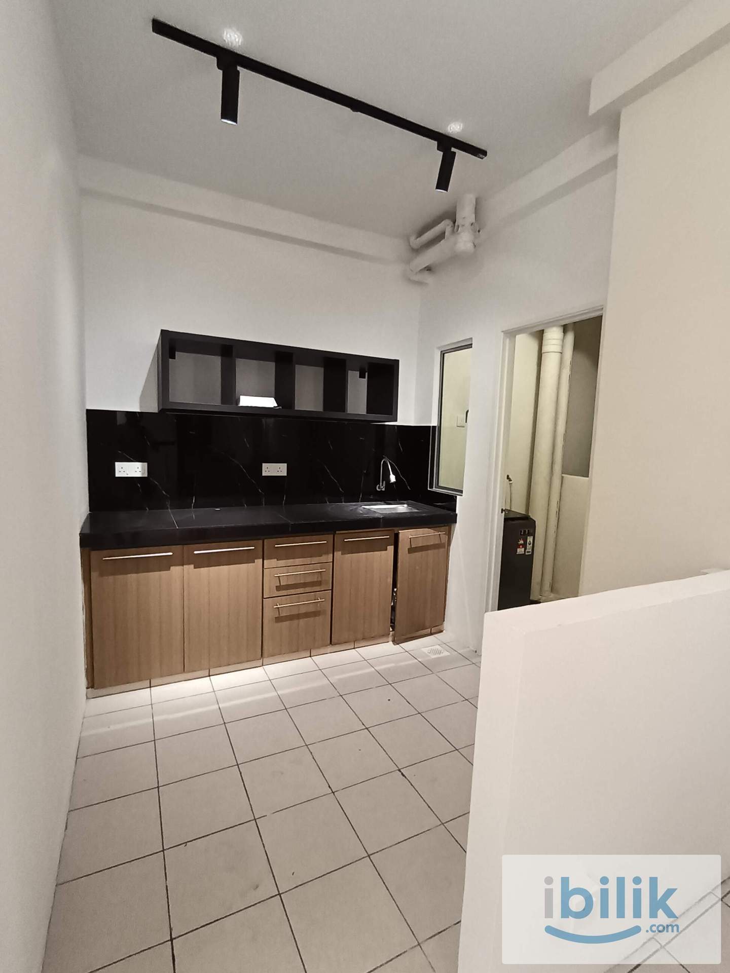 Cozy Large Middle Room / Casa Subang - Image 1