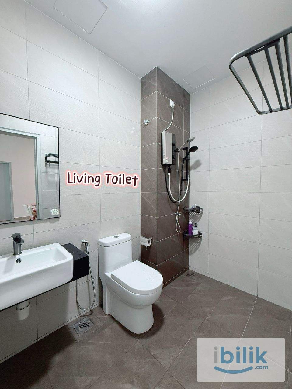 Medium Room and Small Room for Rent - Image 2