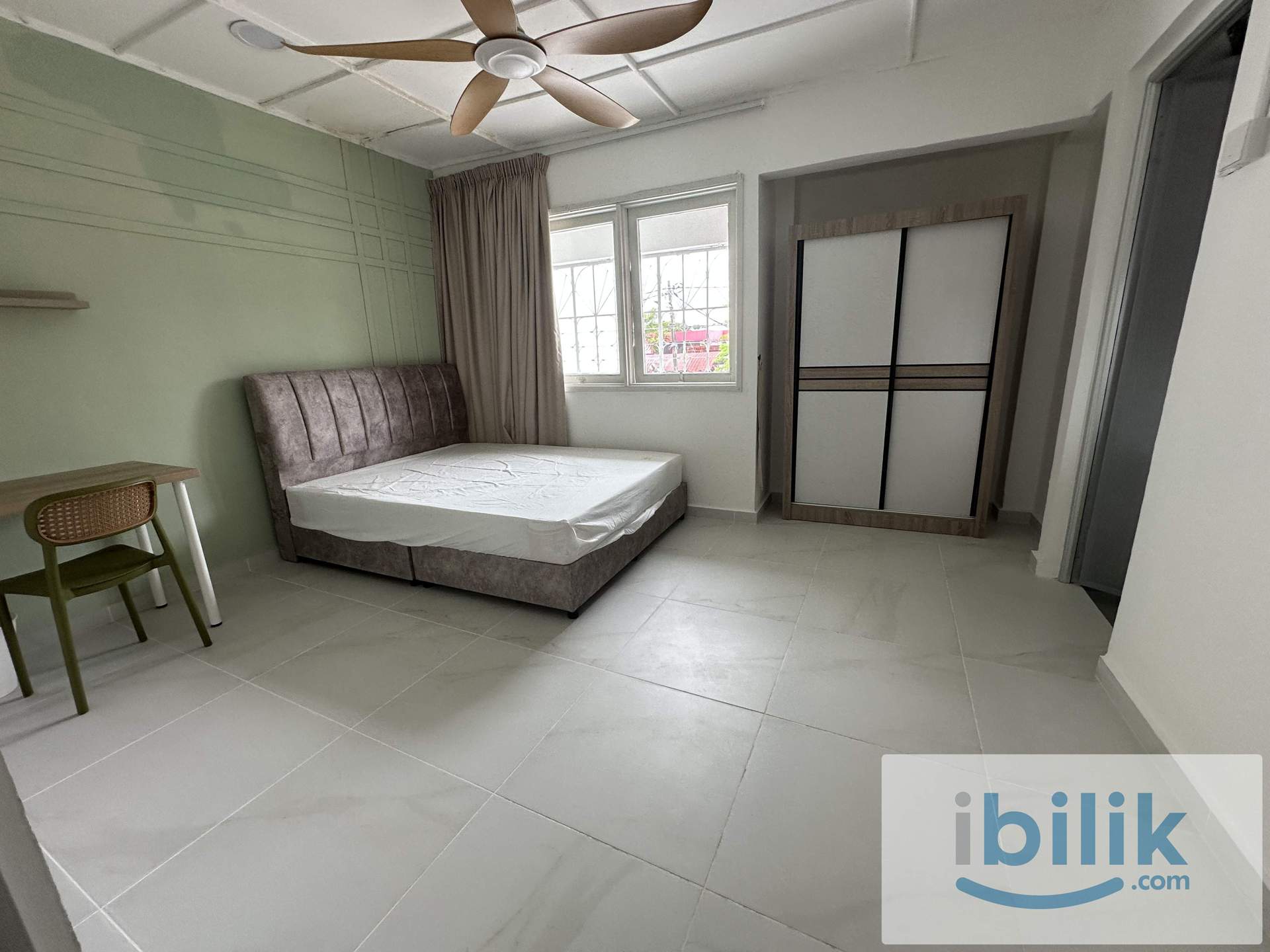 Subang SS 17/3C master bedroom 1100 - Image 1