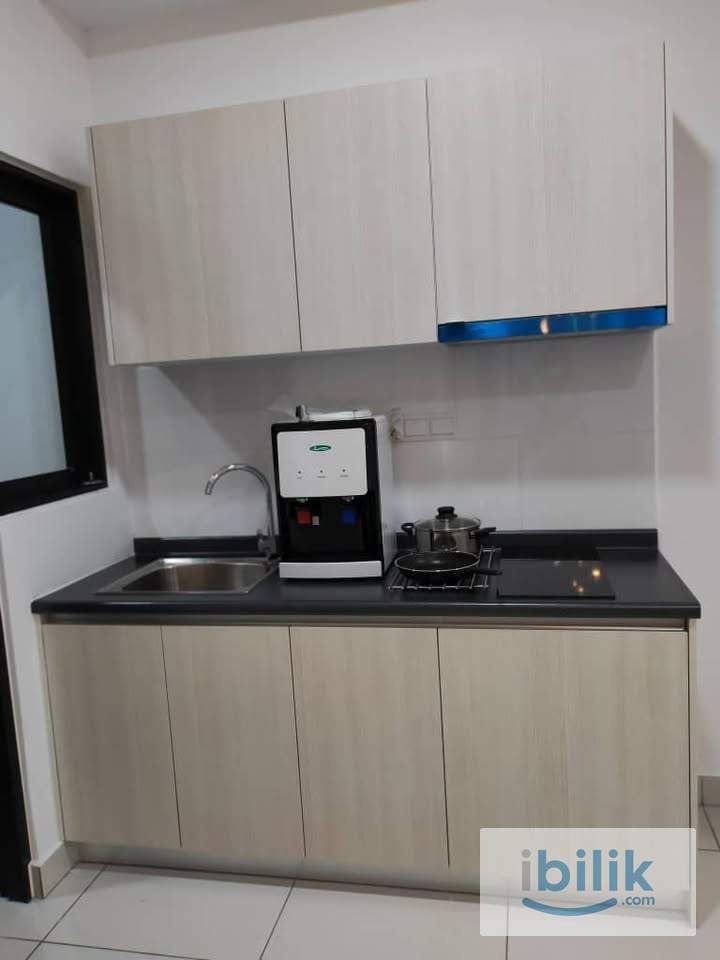 MIDDLE ROOM  - Image 4