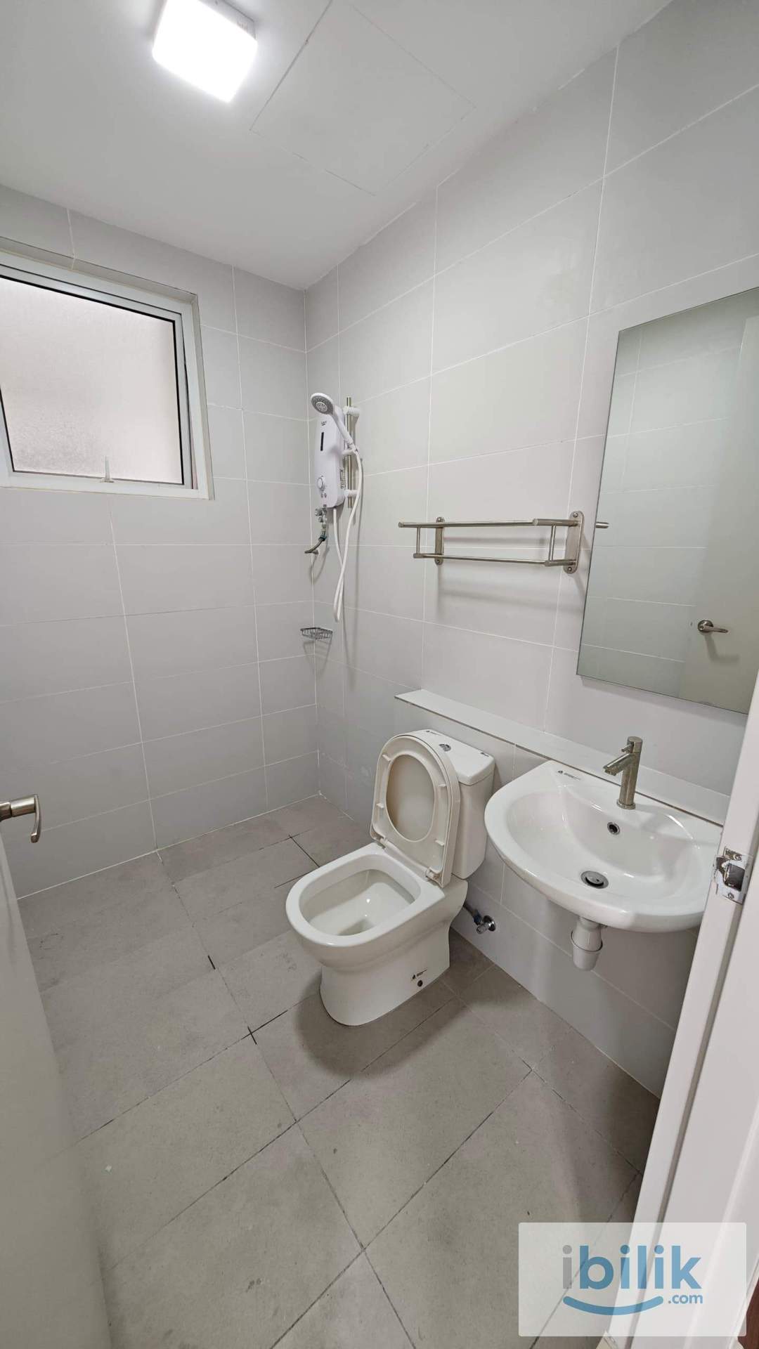 MASTER ROOM (R3) - Image 4