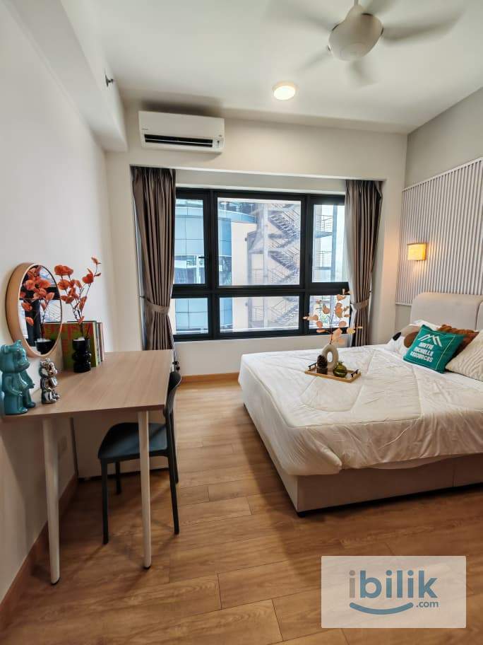 STUDIO ROOM (RIGHT) - Image 2