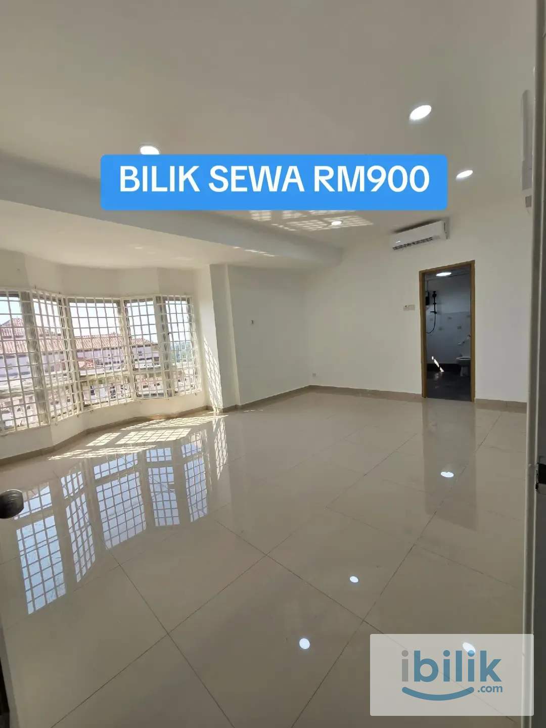 Tampoi Master bedroom +private toilet + 1 parking - Image 1
