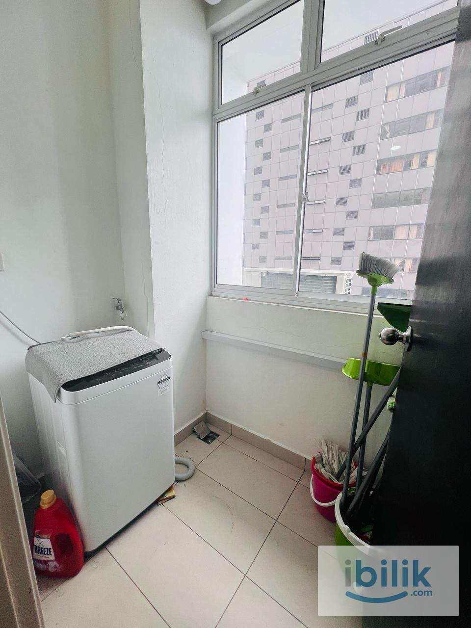 2 Bedrooms+ 2 Bathrooms - Image 5