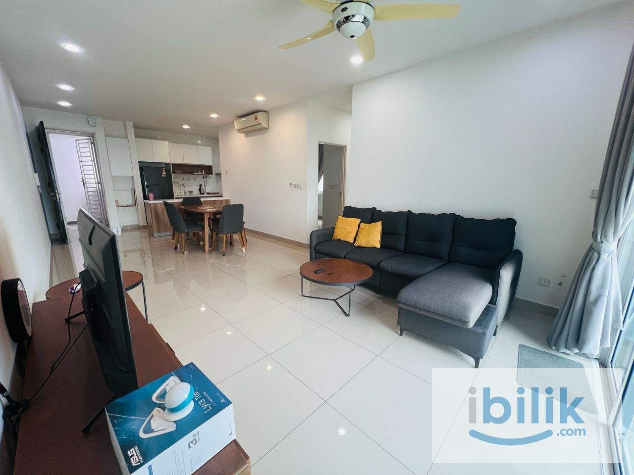 2 Bedrooms+ 2 Bathrooms - Image 1