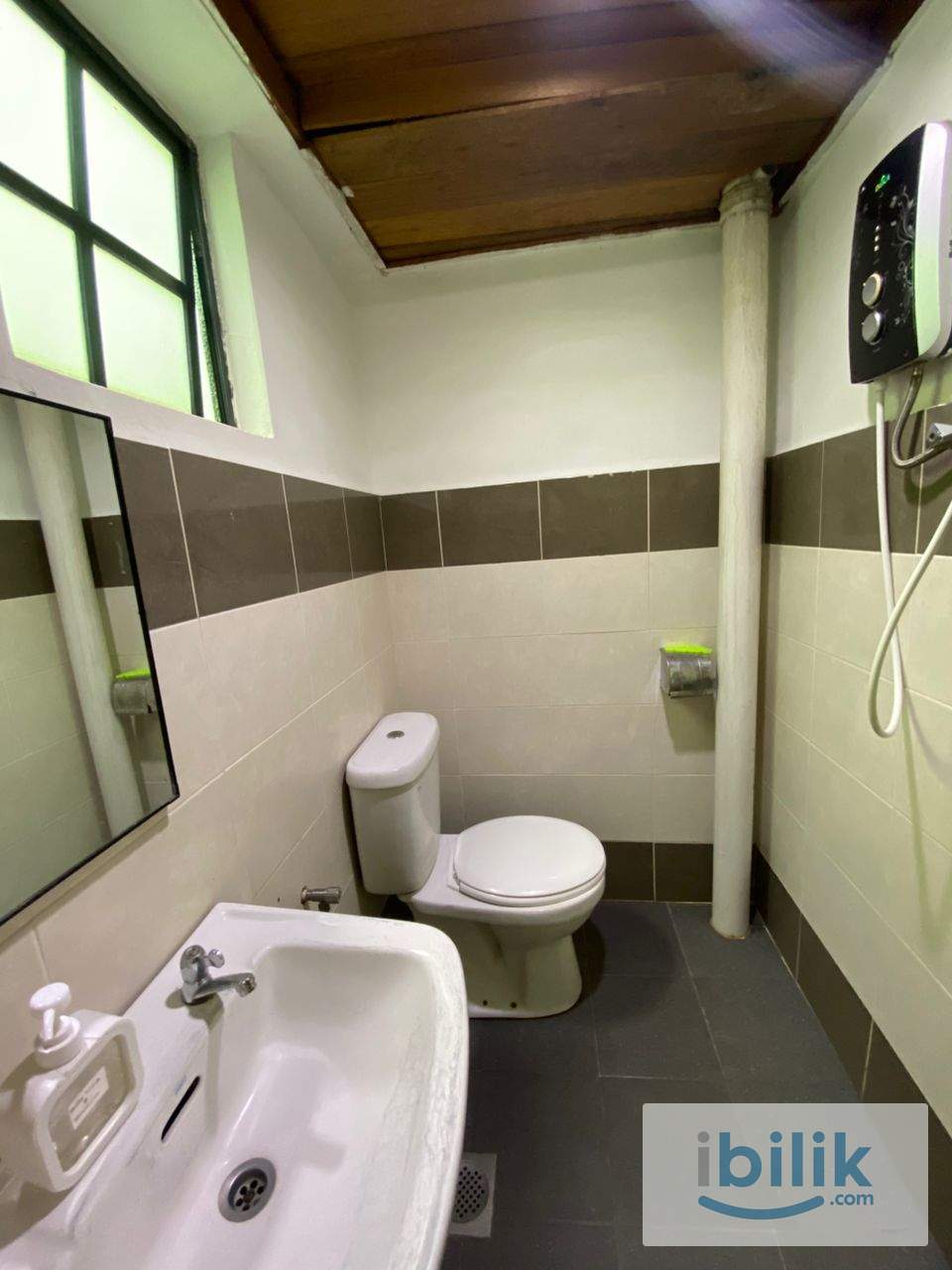 🔥 RM0 NO DEPOSIT – Q ON HOTEL | SERI KEMBANGAN STRATEGIC LOCATION & EASY ACCESS 🚆 - Image 5