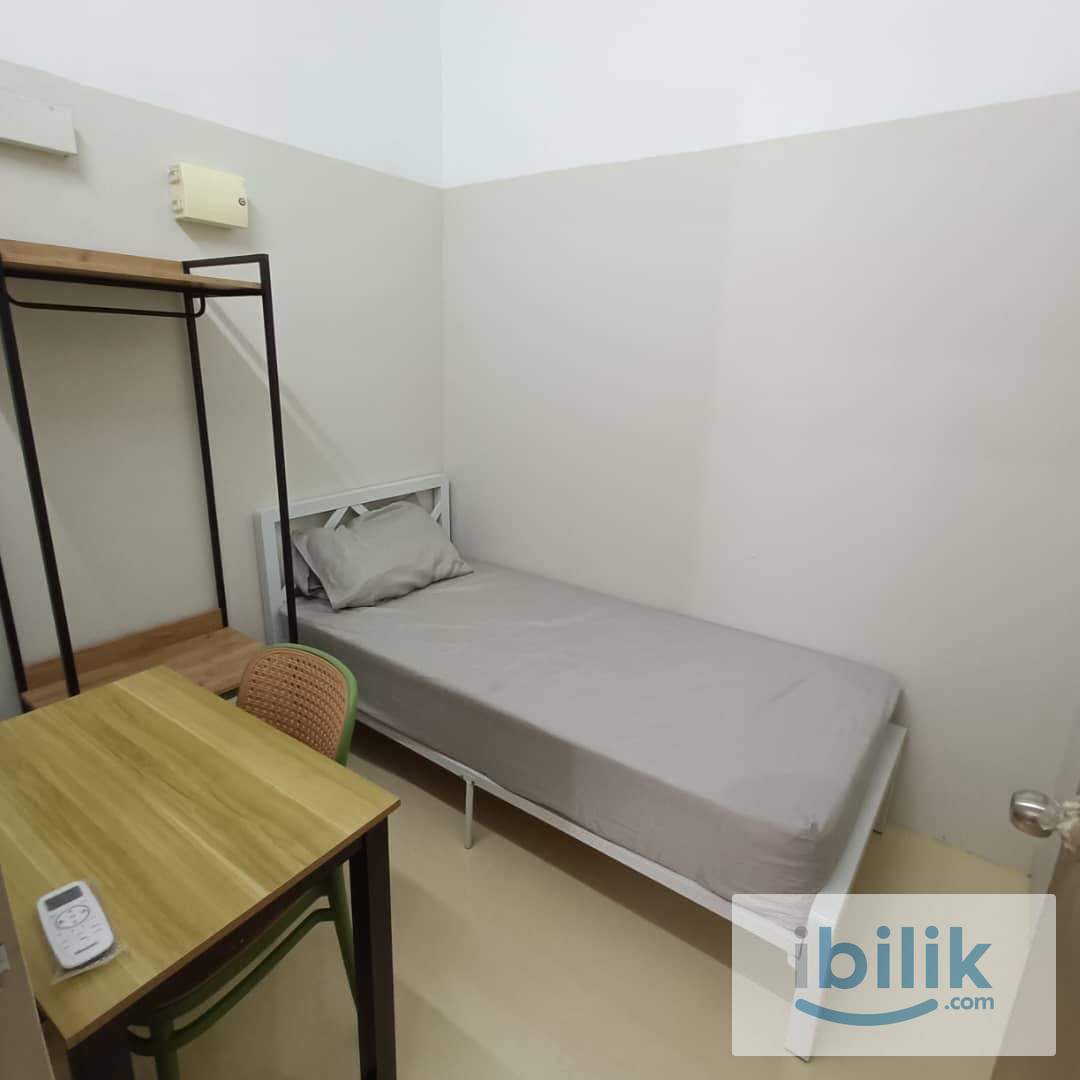 📍KOTA KEMUNING✨Single Room To Let🛏️ZERO DEPOSIT🔑Urgent Move In - Image 3