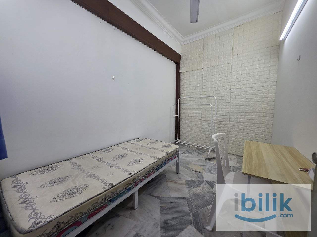 📍Jalan Tempua｜Puchong Jaya✨Room To Let🛏️Urgent Move In🔑Near market🛒 - Image 2