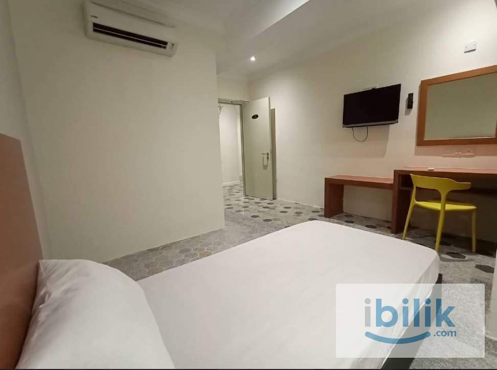 🛏️Middle Room To Let📍Puchong Area ✨Private Washroom🚾Near LRT🚇Near Restaurant🍽️ - Image 2