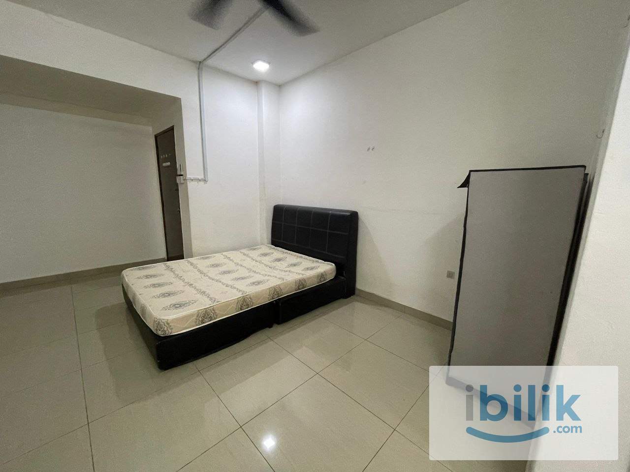 📍Puchong Jalan Tempua✨Middle Room To Let🔑Aircond Room🤍Near LRT🚄Urgent Move In - Image 1