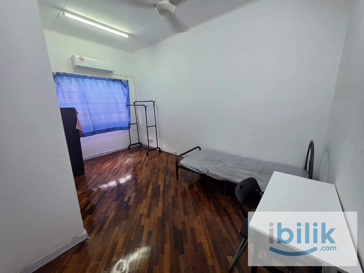📍Bandar Puteri Puchong🔑Urgent Move In✨Middle Room To Rent 🤟🏻Near restaurant🍽️Near Public Transport🚄 - Image 1