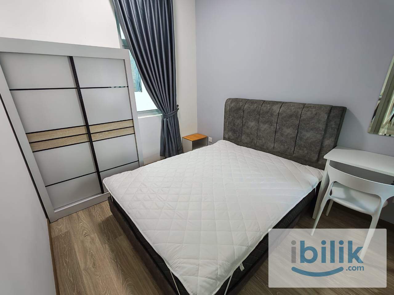 Middle room @ Mirai Residences_27th Floor - Image 1