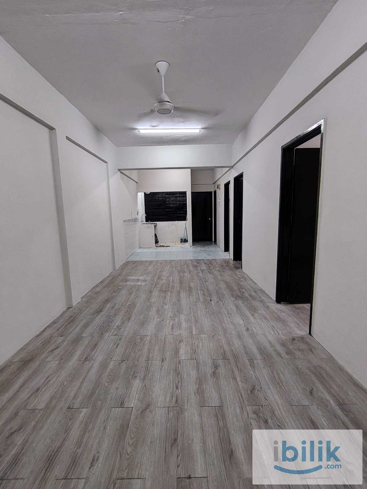3 Room 1bathroom RM900 per month - Image 1