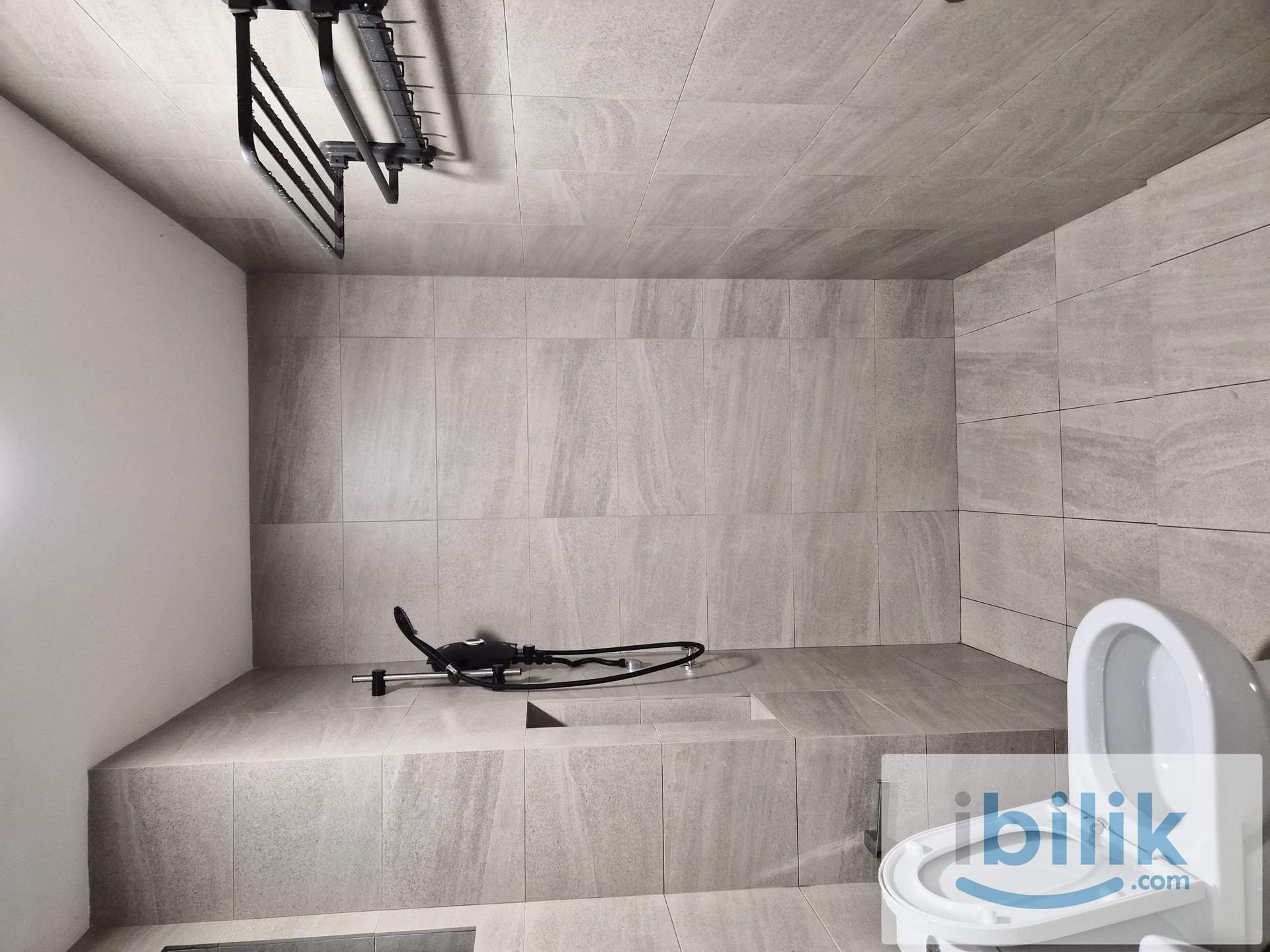 🔥 Skyline 1BR Studio | LRT Downstairs | 1 Car Park | Fully Furnished | Move-In Ready - Image 2
