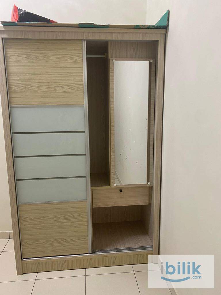 Middle Room with Aircond RM 500 - Image 2