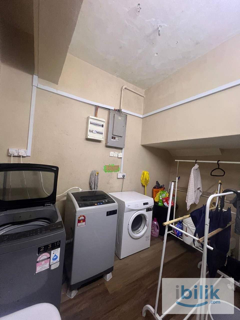 Puchong room to rent 👍🏻 😱 2min🚶‍♂️to LRT ✌🏼FREE WIFI LIMITED UNIT 🏡😎FULLY FURNISHED 👍🏻Common Area  - Image 3