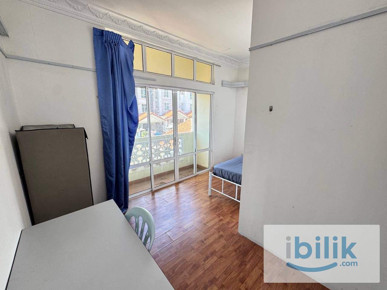Puchong D/Storey Room rent 🆓 WiFi 🆓 Cleaning 🧹 Services near LRT 🚊Bus🚌 Shopping 🛍️ Mall 🛒Mini Market  - Image 3