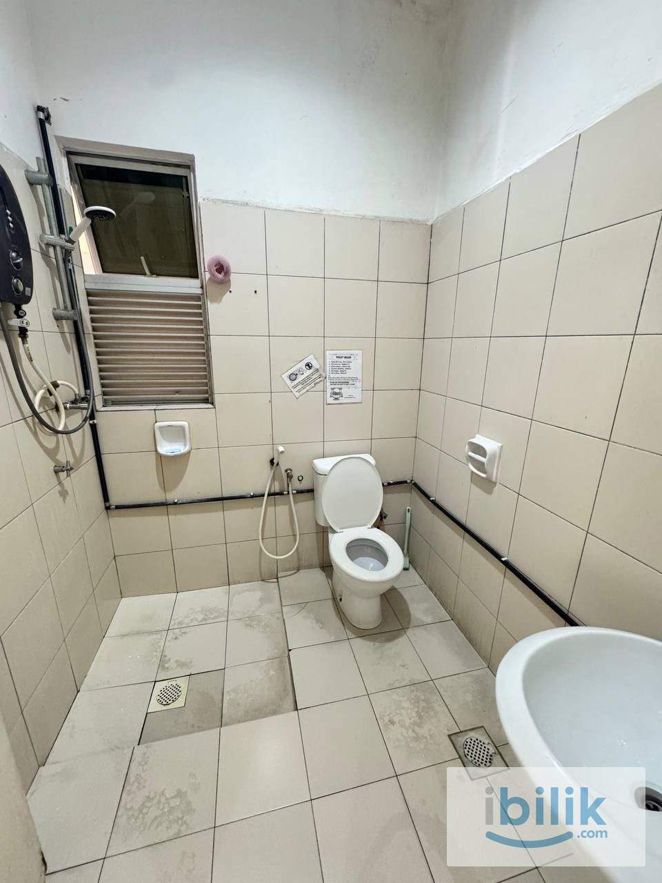 Puchong area room Rent 🆓 WiFi 👍near LRT🚊Bus🚌 Limited Unit 🏡 🆓 Cleaning 🧹 Service 😎Common area  - Image 5