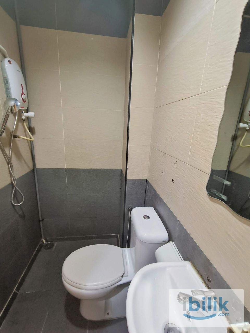 🏡Puchong Room to RENT🚨 Limited Unit🚨 NEAR LRT BUS 🚌 Shopping 🛍️ Mall & Mini Market 🛒 🆓 WiFi😎 - Image 4