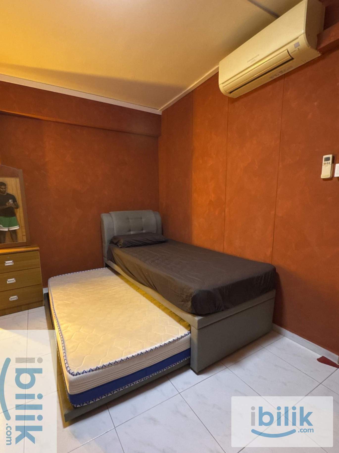 Clean Quiet Room in North SG Aircon/WiFi Near Malaysia Checkpoint - Image 3