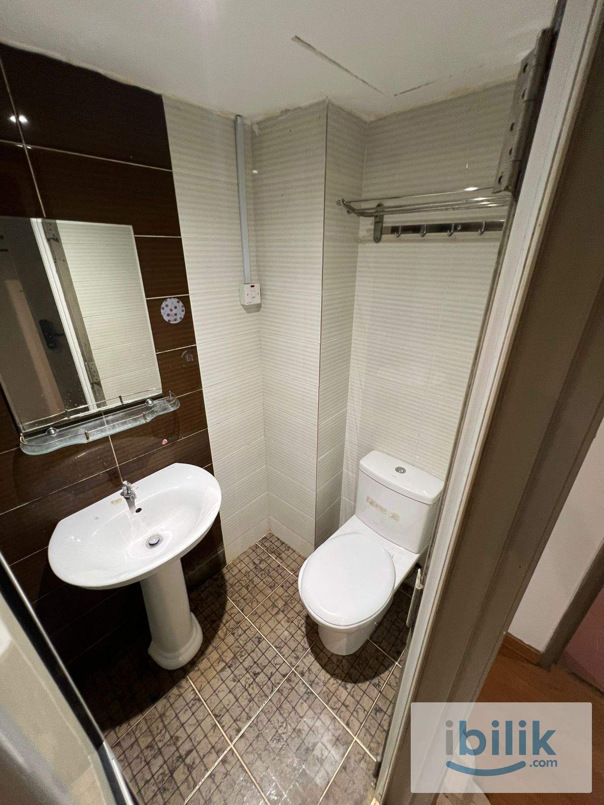 🏠 [LIMITED ROOM] ROOM FOR RENT @ JALAN RAJA LAUT, KL 🌆✨ - Image 3