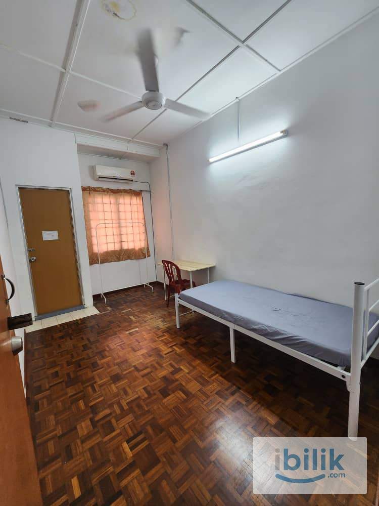 COZY& COMFORT ROOM RENT LANDED HOUSE  - Image 1
