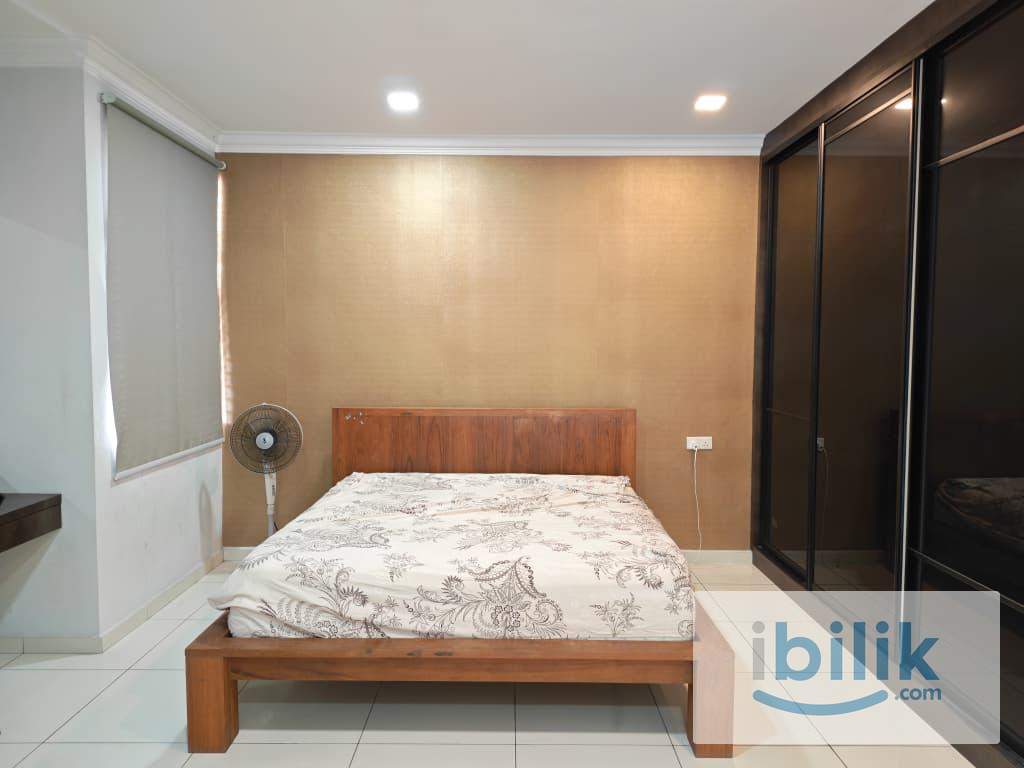 Resort Like Co-Living Master Bedroom at Laman Putra, Putra Heights - Image 1