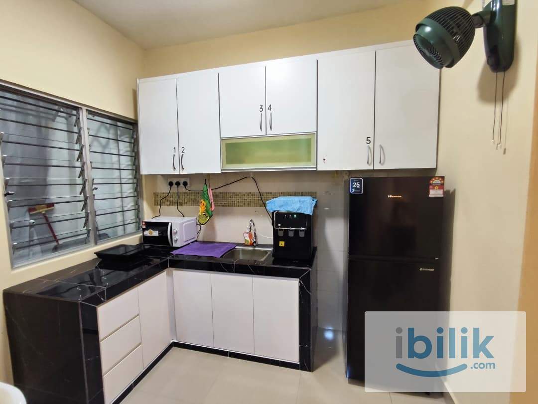 🌟 Fully Furnished Master Room with Private Bathroom for only RM850!!! 🌟    🔥 READY TO MOVE IN 🔥   👧 PREFER FEMALES 👧 - Image 6