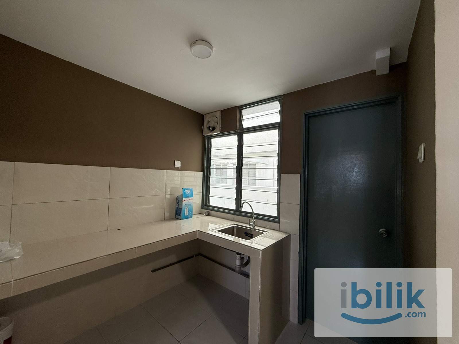Middle room for rent MAINPLACE USJ21 - Image 3