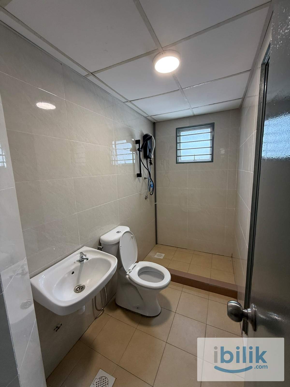 Middle room for rent MAINPLACE USJ21 - Image 10