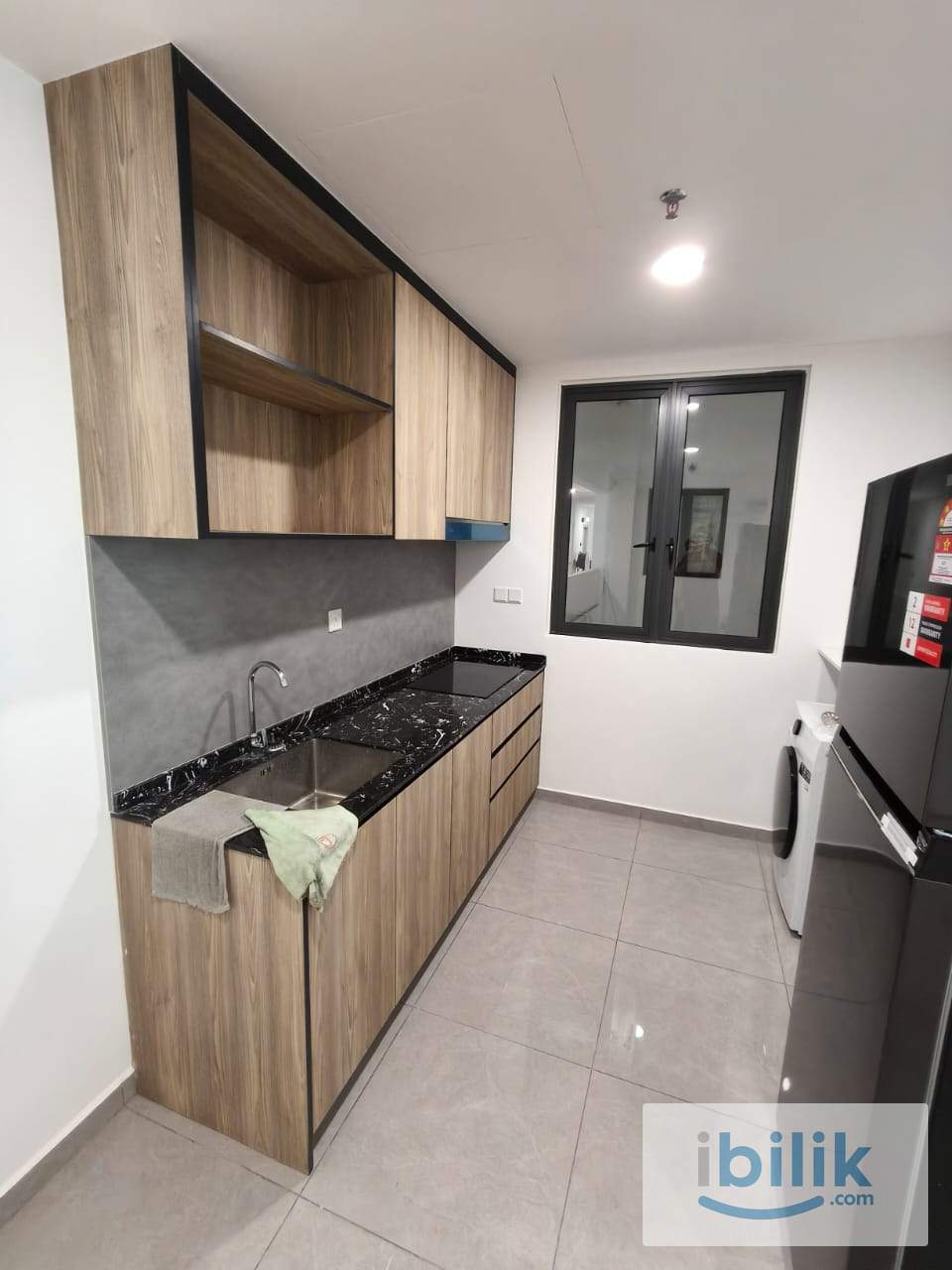 Master, Medium, Small Room Available  - Image 9
