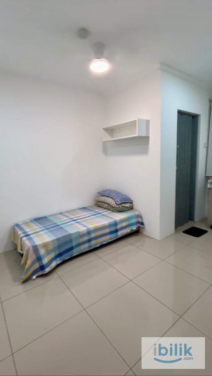 Master Bedroom @Casa Jasmine, Setia Alam Taipan 4B2R Fully Furnished Brand New Condo - Image 6