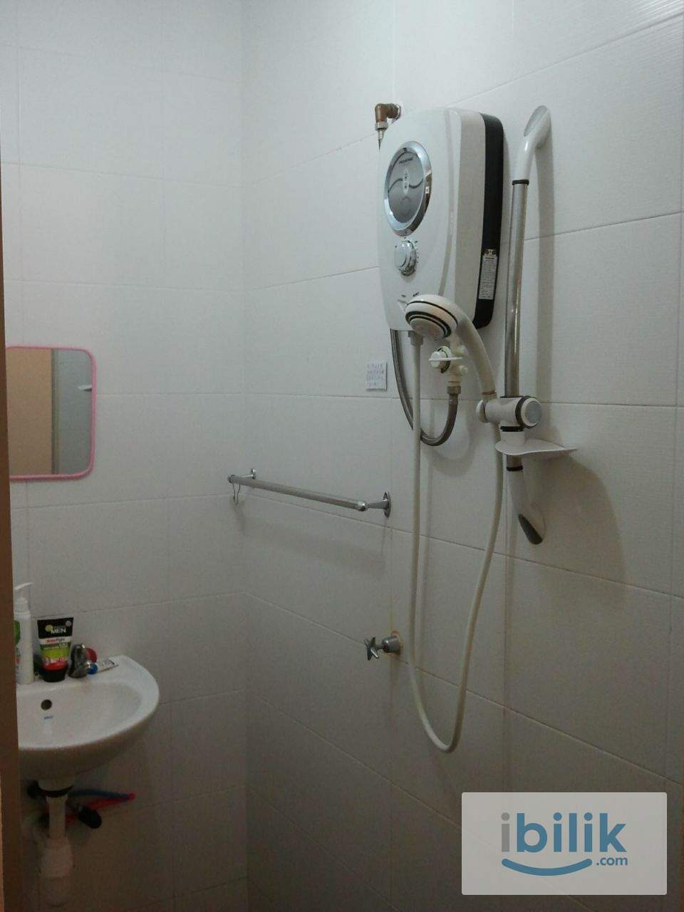 Master Room  - Image 4