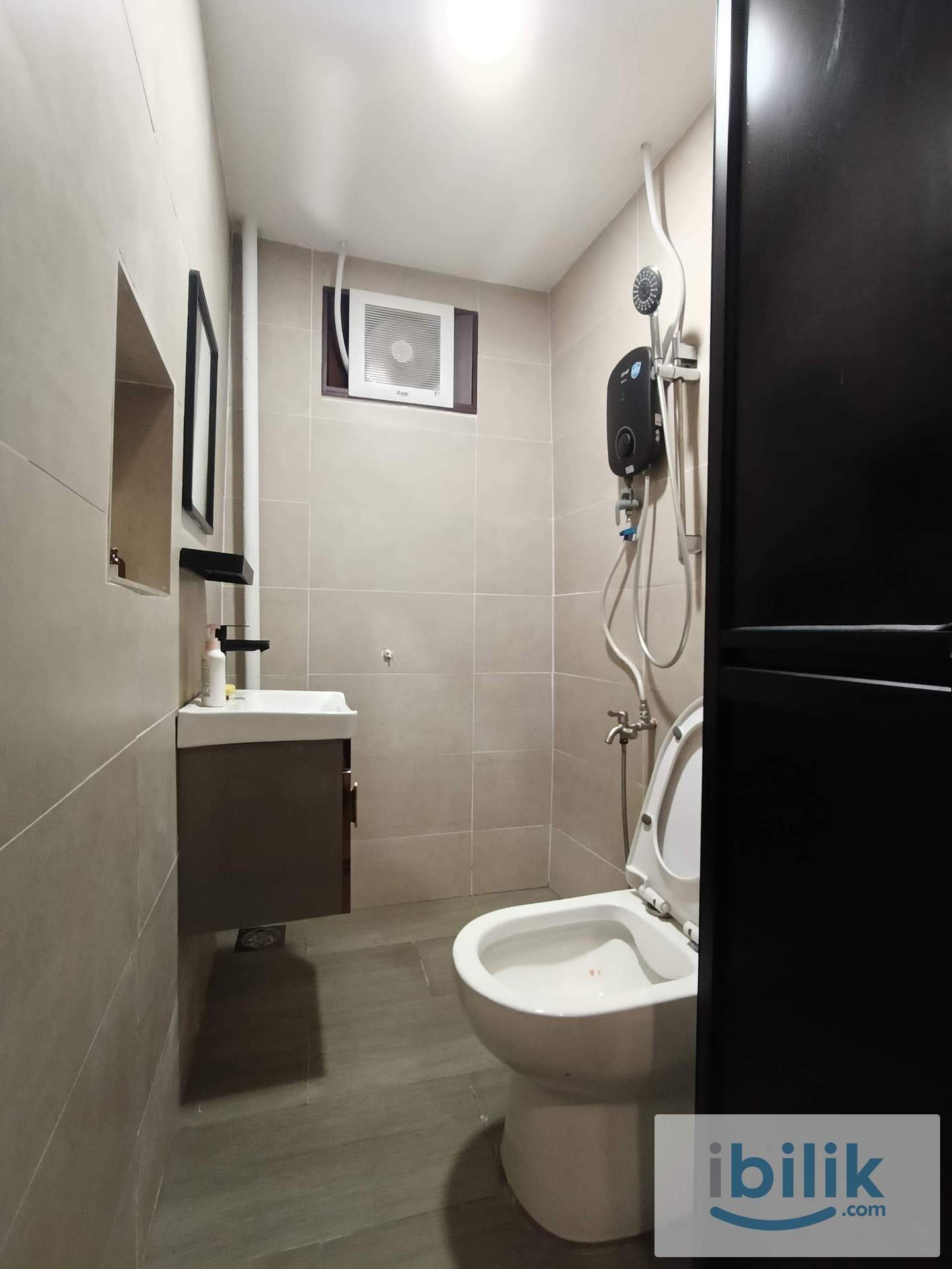 Room for Rent @ Walk Star Studio | Co-Living + Work Space in City Centre - Image 4