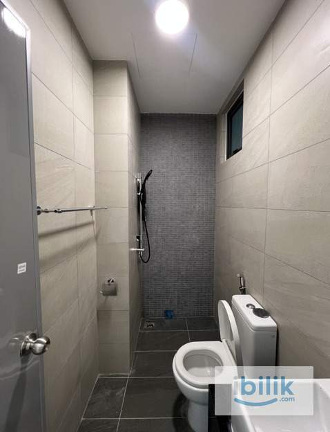 Master Room (R1) D7 - Image 5
