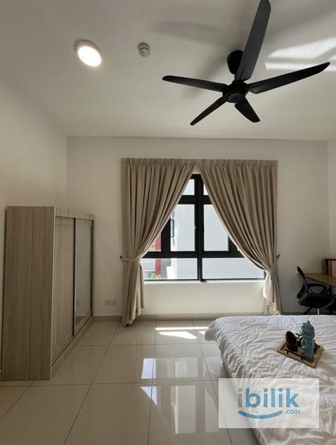 Master Room (R1) D7 - Image 1