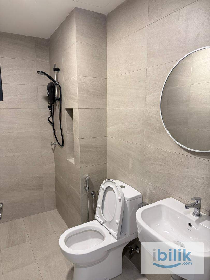 Fully Furnished D'Cosmos Residences Medium Room - Image 5